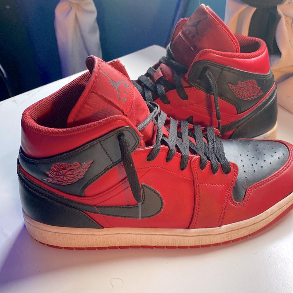 Jordan 1 banned